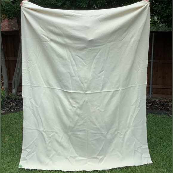 L.L.Bean Freeport, Maine cream wool throw blanket - Picture 2 of 12